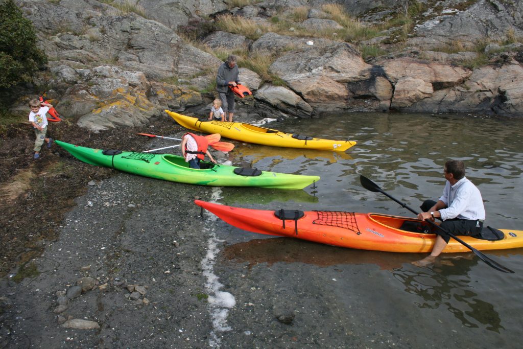 Lakeside trip Sauna spa fishing canoe kayak sweden countryside