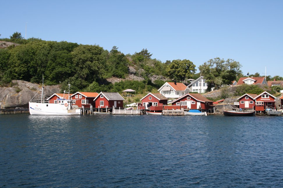 north sweden cabin seaside island archipelago 