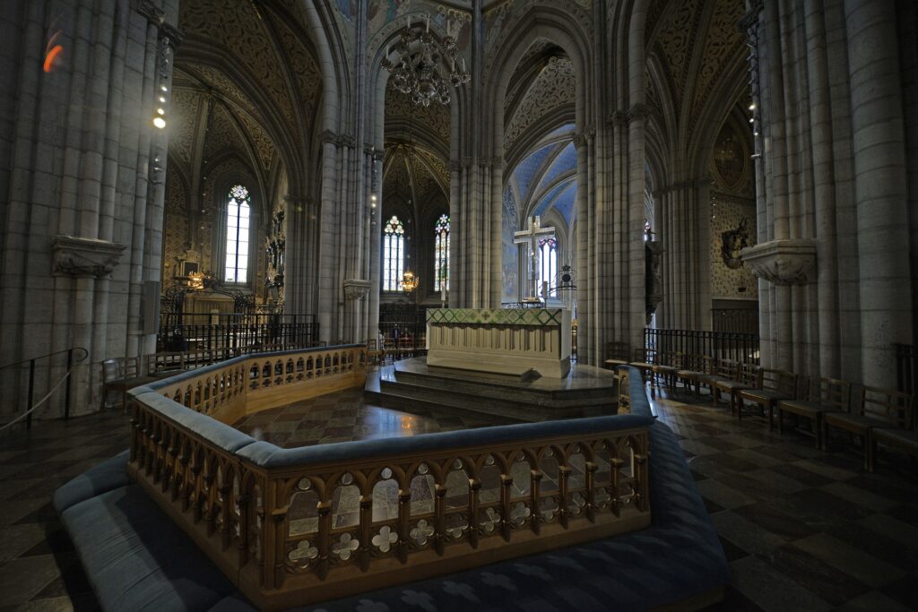 uppsala cathedral interior inside church picture