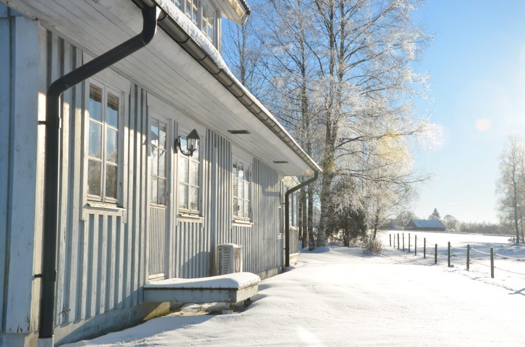 Find A Log Cabin For Winter Holidays In Sweden