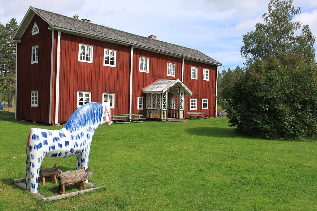 Hälsingland Hälsingegårdar UNESCO World Heritage farmhouses classic Swedish