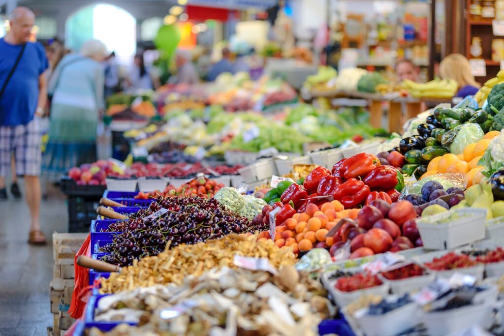 food market vegetables fruits spices fresh