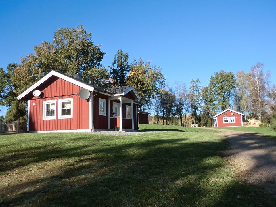 Rent Swedish lakeside cabins & cottages Farmstay Sweden